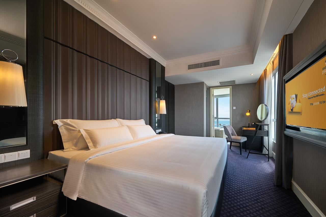 Hatten Place Melaka Bagian luar foto Deluxe Room